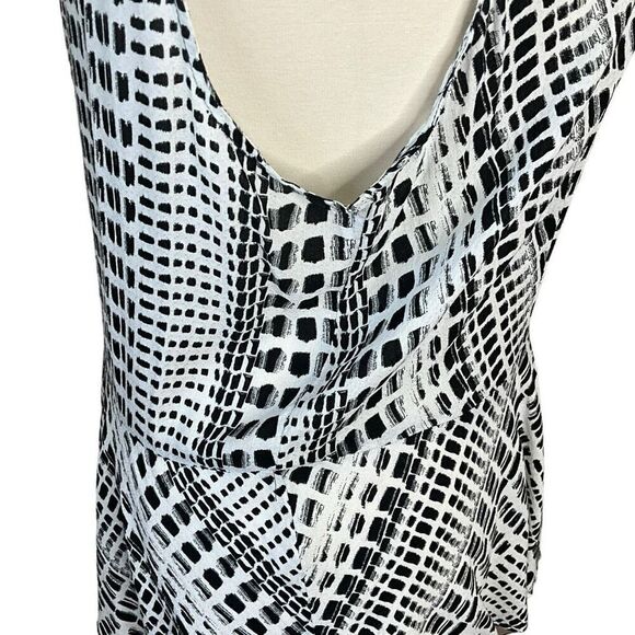 Ava & Viv Womens Size 3X Peplum Sleeveless Blouse Top Black White Flowy NWT - Picture 6 of 16